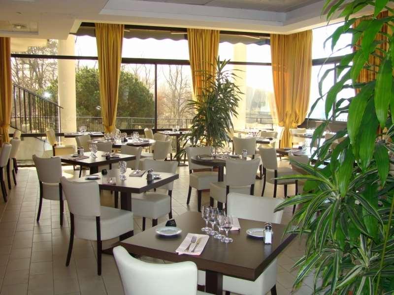 Saint-Paul-lès-Dax Brit Hotel Du Lac מסעדה תמונה