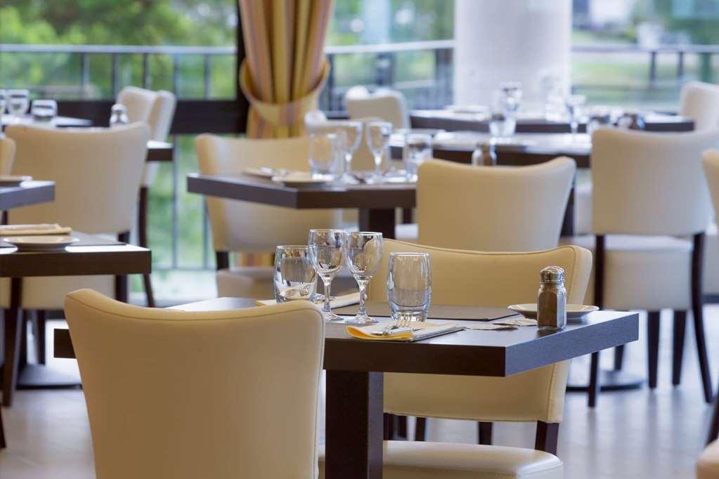 Saint-Paul-lès-Dax Brit Hotel Du Lac מסעדה תמונה